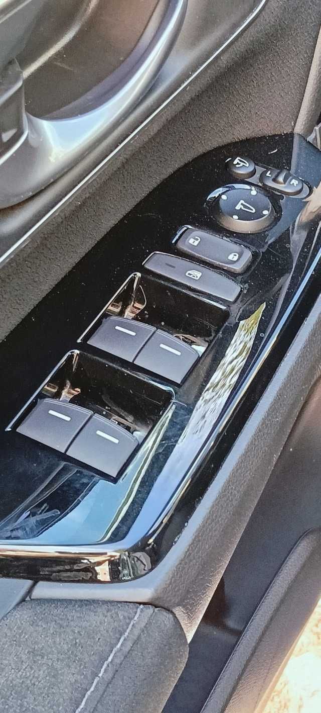 Honda CR-V 2.0 I-VTEC Elegance + Navi AT 4WD